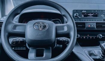 Toyota Proace City Verso 1.5 D-4D Combi full