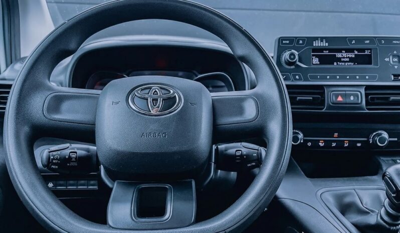 Toyota Proace City Verso 1.5 D-4D Combi full