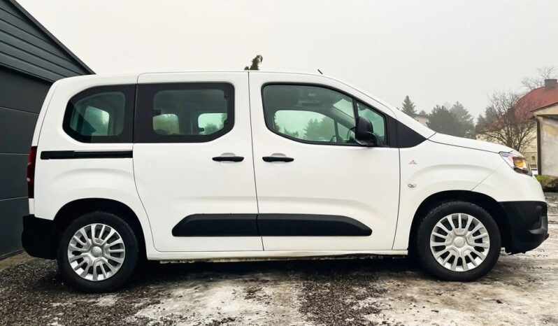Toyota Proace City Verso 1.5 D-4D Combi full