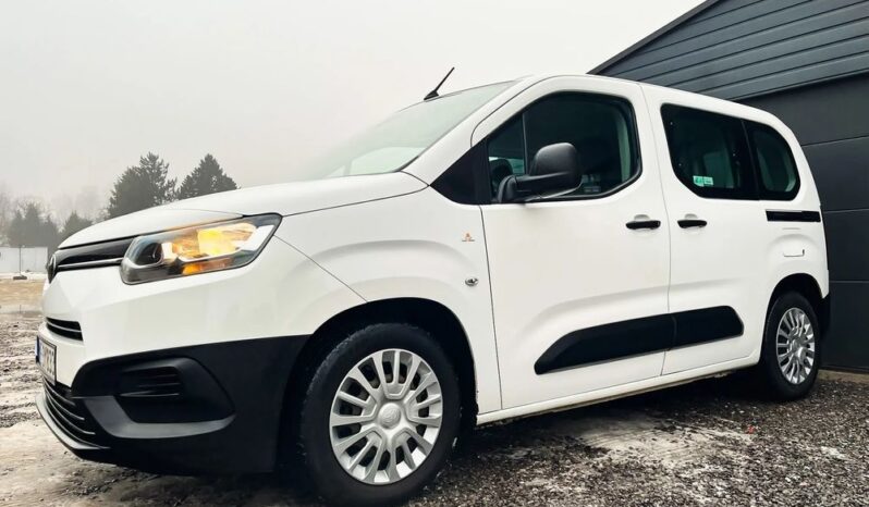 Toyota Proace City Verso 1.5 D-4D Combi full