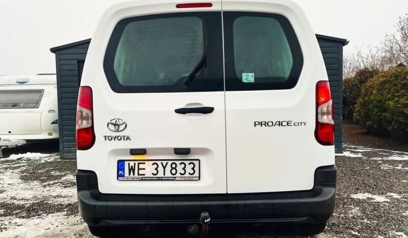 Toyota Proace City Verso 1.5 D-4D Combi full