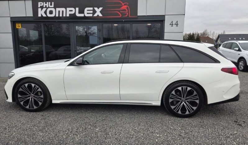 Mercedes-Benz Klasa E full
