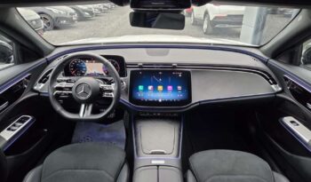Mercedes-Benz Klasa E full