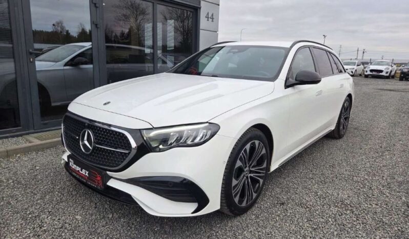 Mercedes-Benz Klasa E full
