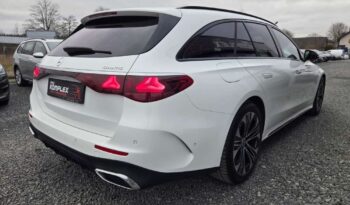 Mercedes-Benz Klasa E full