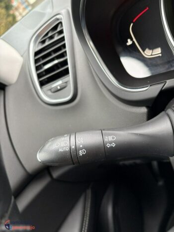 Renault Scenic full