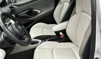 Toyota Yaris full
