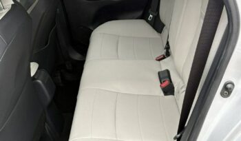 Toyota Yaris full