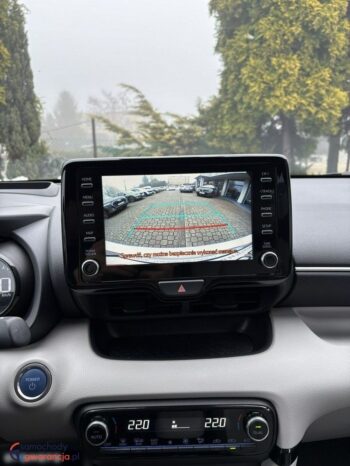 Toyota Yaris full