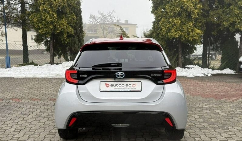 Toyota Yaris full