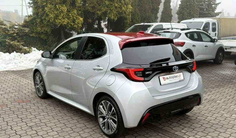 Toyota Yaris full