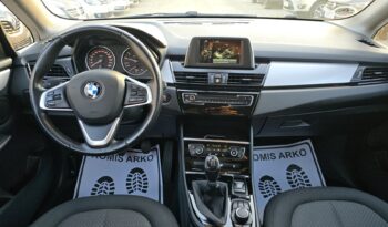 BMW 218i Grand Tourier full