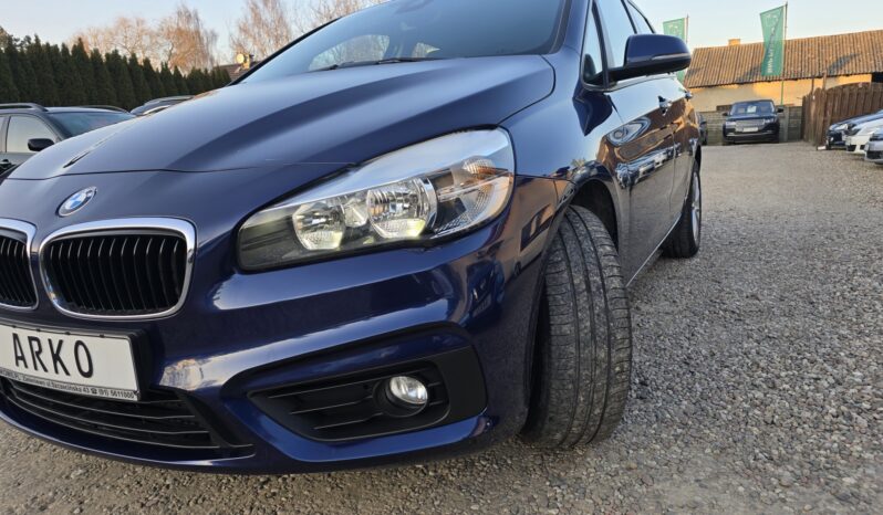 BMW 218i Grand Tourier full