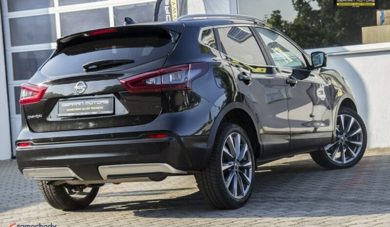 Nissan Qashqai 1.3 DIG-T DCT TEKNA full
