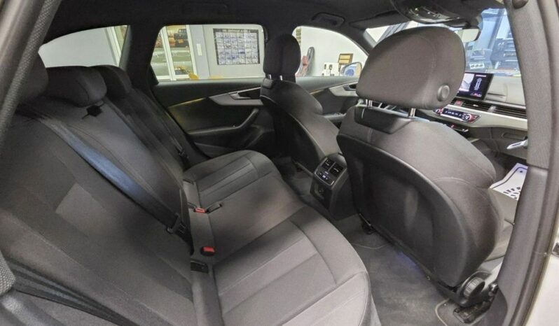 Audi A4 Avant 35TFSI S-TRONIC S-LINE FV23% full