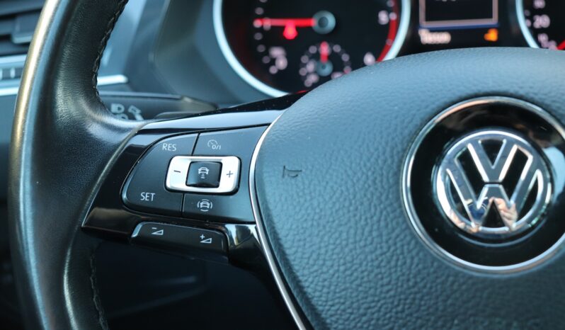 VOLKSWAGEN TIGUAN 2.0 TDI DSG, SERWISOWANY, KRAJOWY, GWARANCJA full