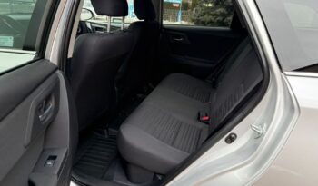 Toyota Auris full