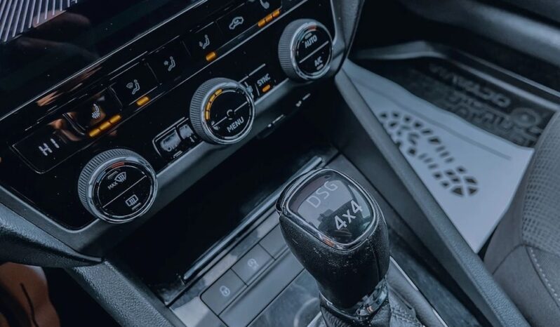 Skoda Octavia 1.8 TSI 4×4 DSG Style full