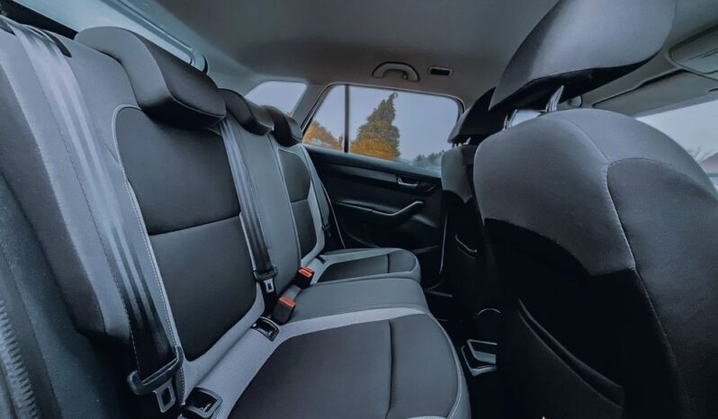 Skoda Fabia 1.0 TSI Ambition full