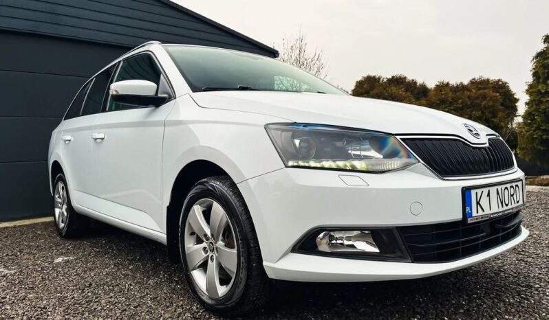 Skoda Fabia 1.0 TSI Ambition full