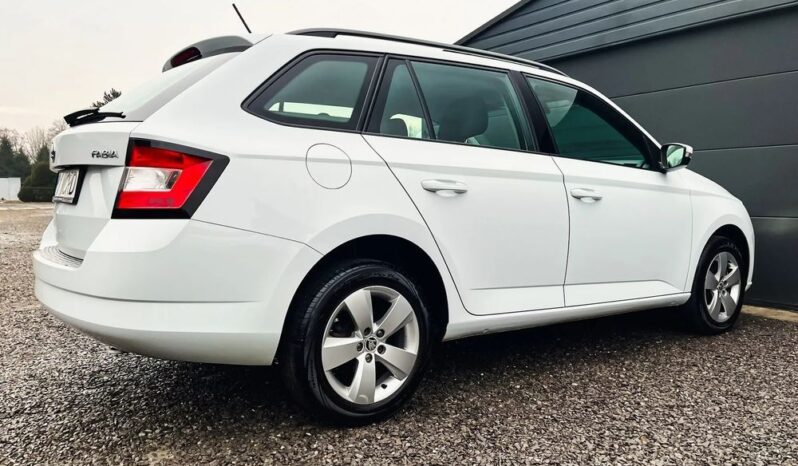 Skoda Fabia 1.0 TSI Ambition full