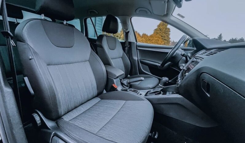 Skoda Octavia 1.8 TSI DSG Style full