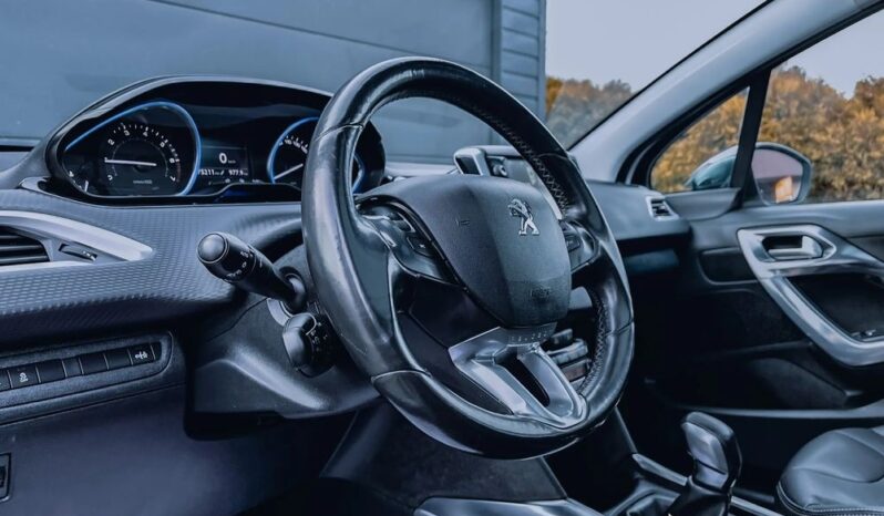 Peugeot 2008 1.6 VTi Active full