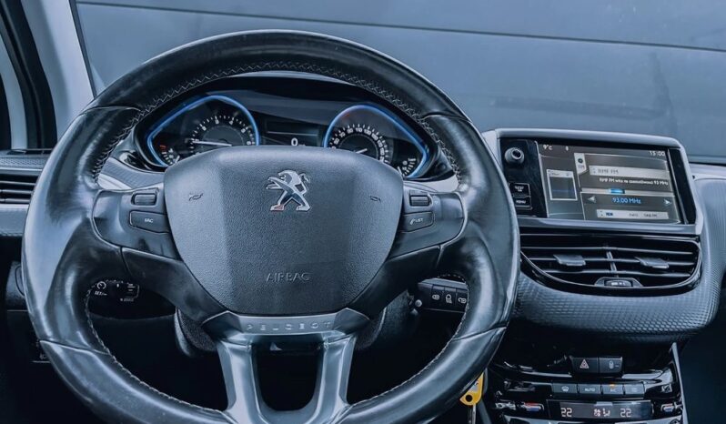 Peugeot 2008 1.6 VTi Active full