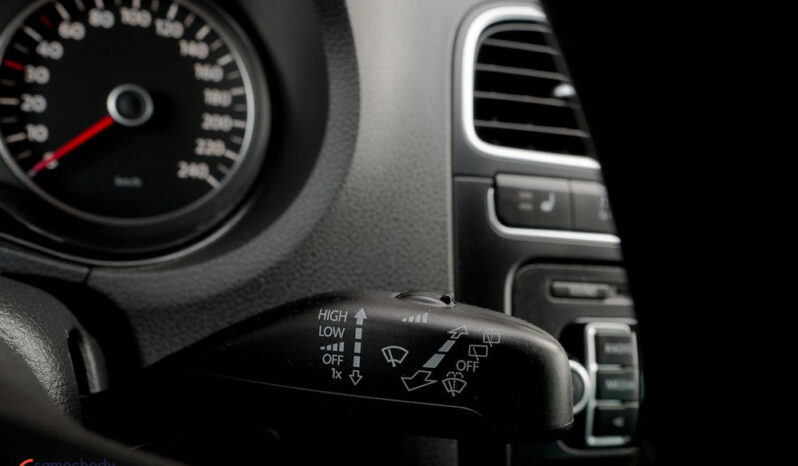 Volkswagen Polo 1.4 16V Highline full
