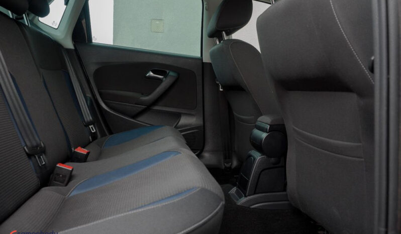 Volkswagen Polo 1.4 16V Highline full
