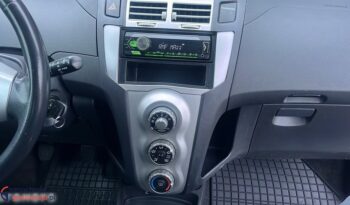 Toyota Yaris 1.0 VVT-i Style full