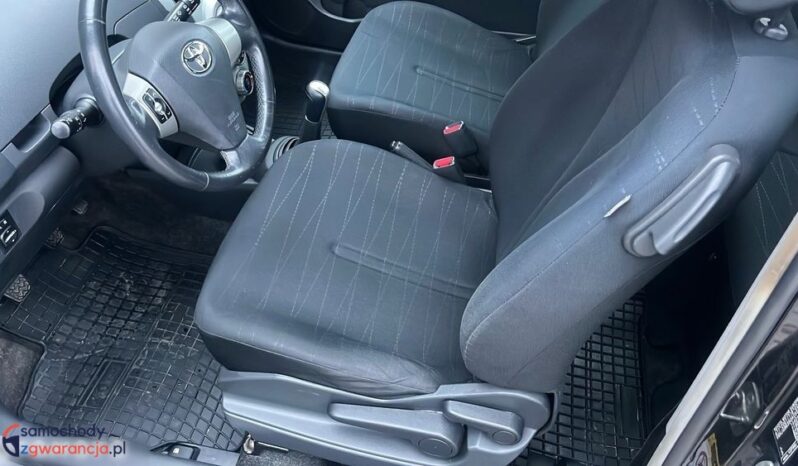 Toyota Yaris 1.0 VVT-i Style full