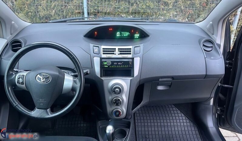 Toyota Yaris 1.0 VVT-i Style full