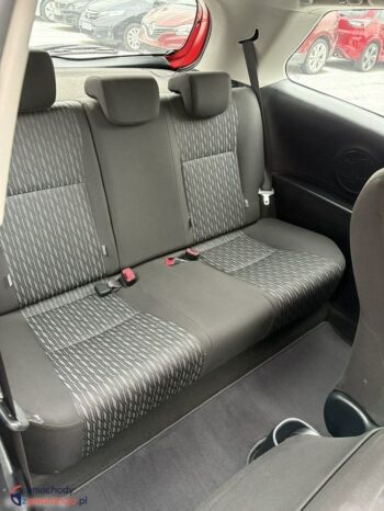 Toyota Yaris full