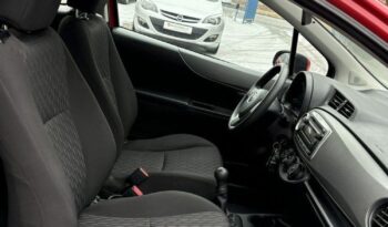 Toyota Yaris full