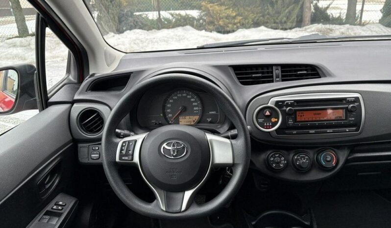 Toyota Yaris full