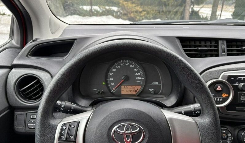 Toyota Yaris full