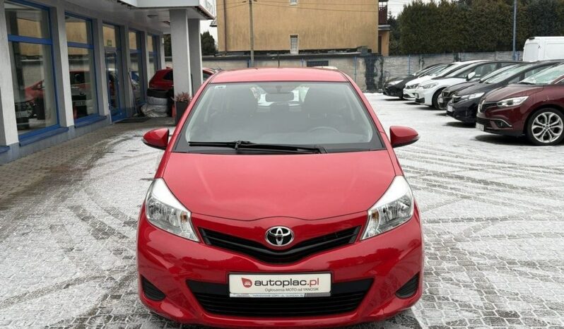Toyota Yaris full
