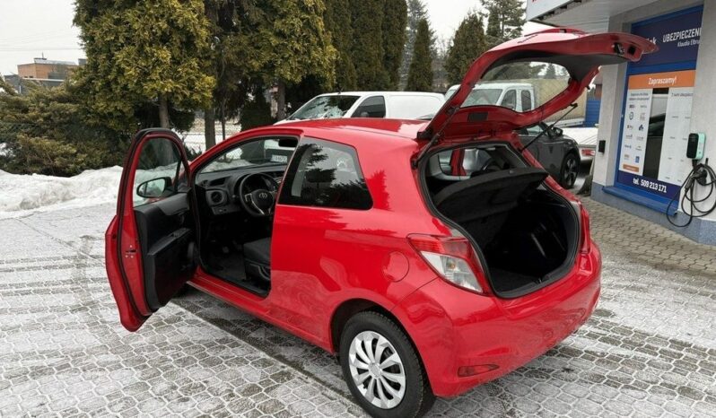 Toyota Yaris full