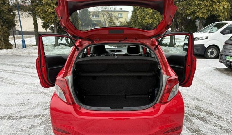 Toyota Yaris full