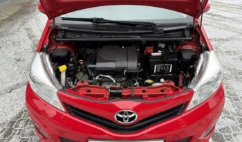 Toyota Yaris full