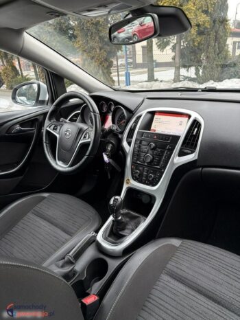 Opel Astra full