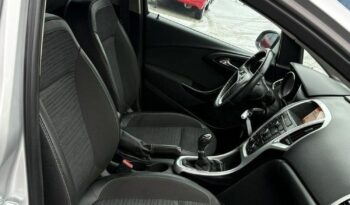 Opel Astra full