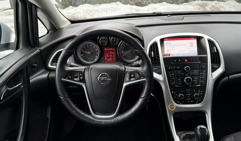 Opel Astra full