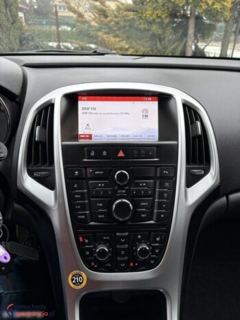 Opel Astra full