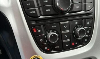 Opel Astra full