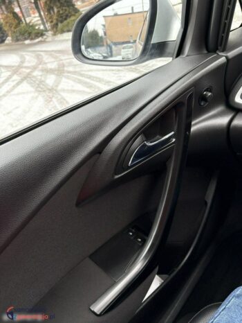 Opel Astra full