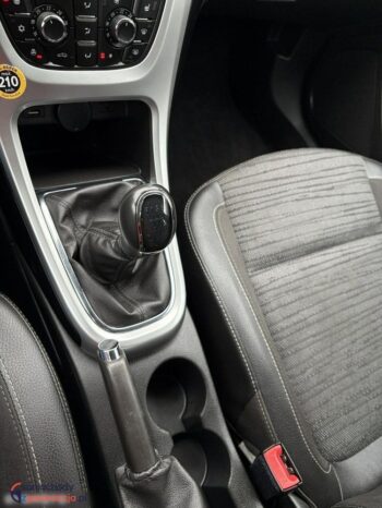 Opel Astra full