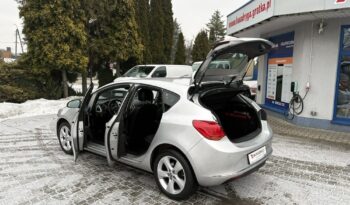 Opel Astra full