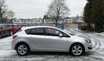 Opel Astra full